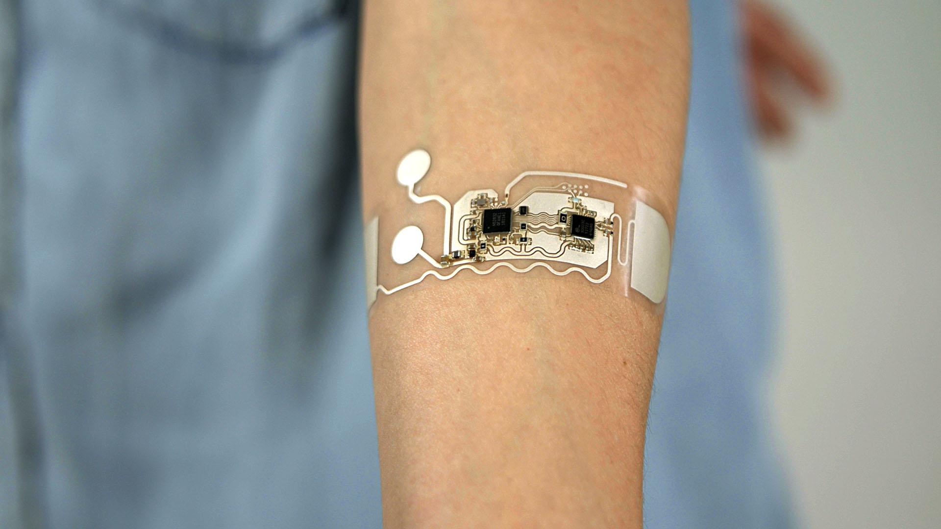 wearable sensor in a person&#039;s armd