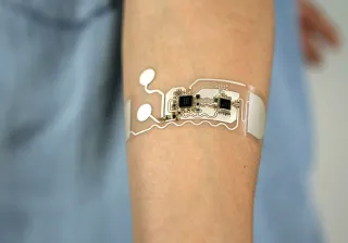 wearable sensor in a person&#039;s armd